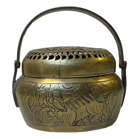 Metal Antique Japanese Ceremonial Brass Incense Burner with Komainu Decoration, 1920s For Sale - Image 7 of 7