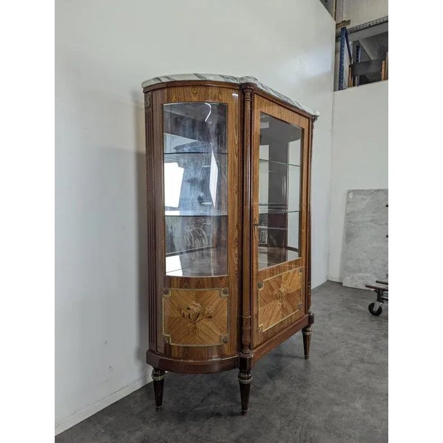 Rosewood Marquetry Silver Cabinet, in Very Good conditions.