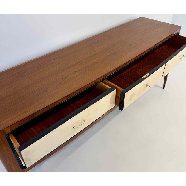 Italian Art Deco Dresser in Walnut and Parchment by Paolo Buffa, 1950s For Sale - Image 9 of 12