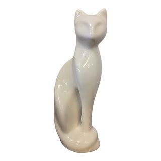 Petite Mid Century Ceramic White Cat Figurine For Sale