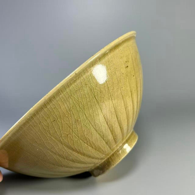 Northern Song Dynasty Chinese Longquan Celadon Carved Floral Bowl For Sale - Image 4 of 7