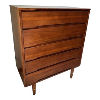 1960s Mid-Century Vintage Stanley 5 Drawer Tallboy For Sale