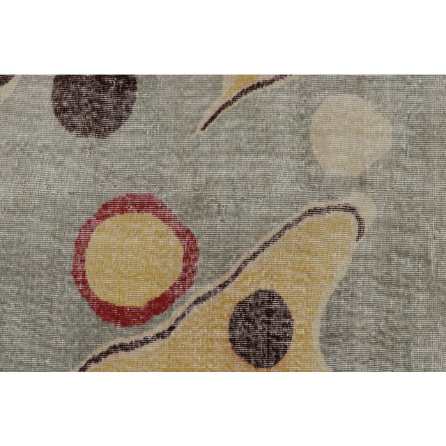 1960s Vintage Zeki Müren Art Deco Rug in Yellow With Abstract Pattern From Rug & Kilim For Sale In New York - Image 6 of 7