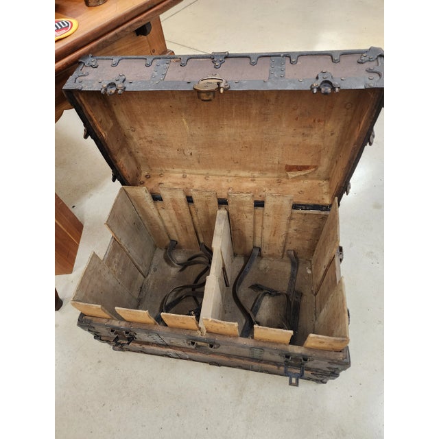 Early 20th Century C a Taylor Trunk Chicago Civic Opera For Sale - Image 9 of 11