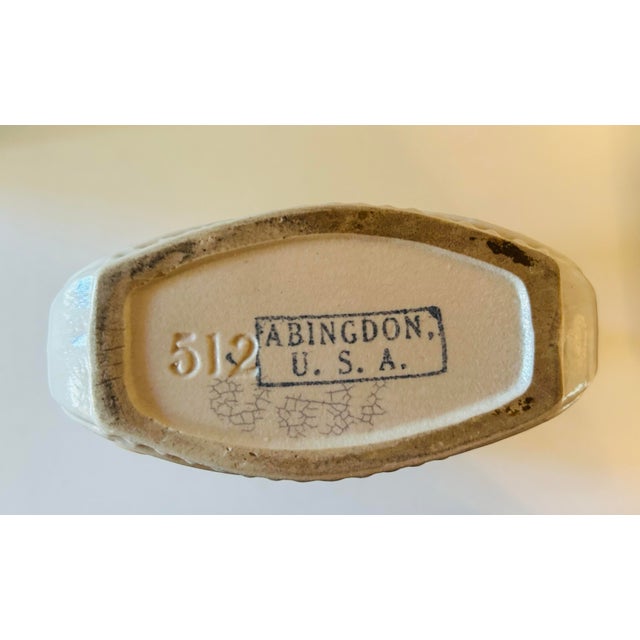 Art Deco 1940s Art Deco Skyscraper Style White Porcelain Scroll Form Vase by Abingdon For Sale - Image 3 of 4