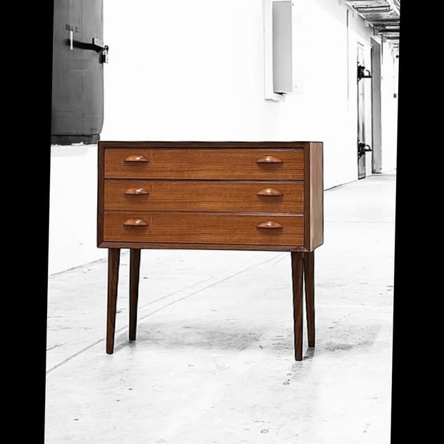 Wood Danish Teak Chest of Drawers attributed to Arne Vodder, Denmark, 1960s For Sale - Image 7 of 17