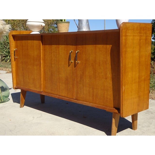 Wood Three-Door Sliding Sideboard by Sam, 1950 For Sale - Image 7 of 18