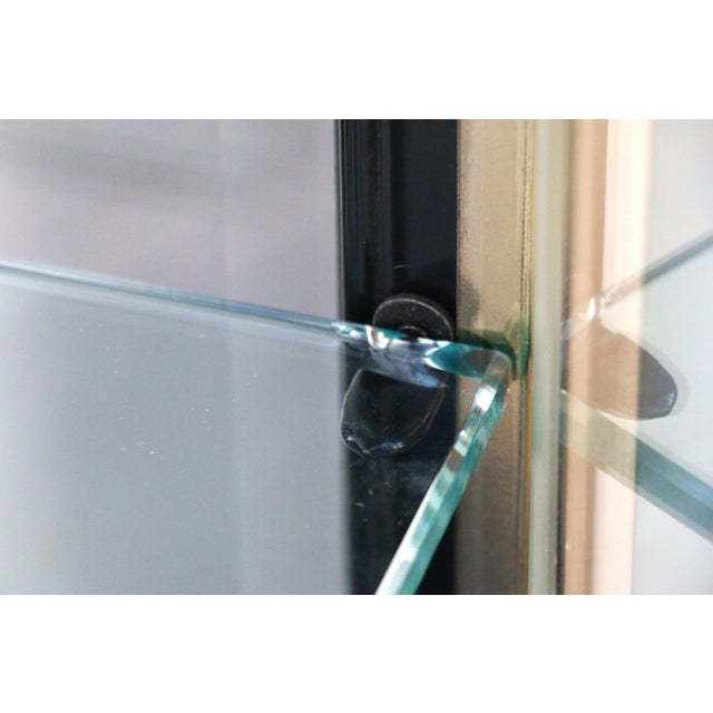 Pair of Mid-Century Modern Henredon Black Lacquer & Brass Glass Display Cabinets With Lighting For Sale - Image 16 of 18