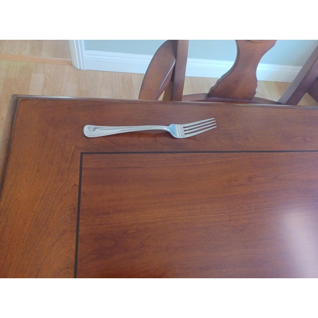 Ethan Allen British Classics Livingston Dining Table and Chairs 9