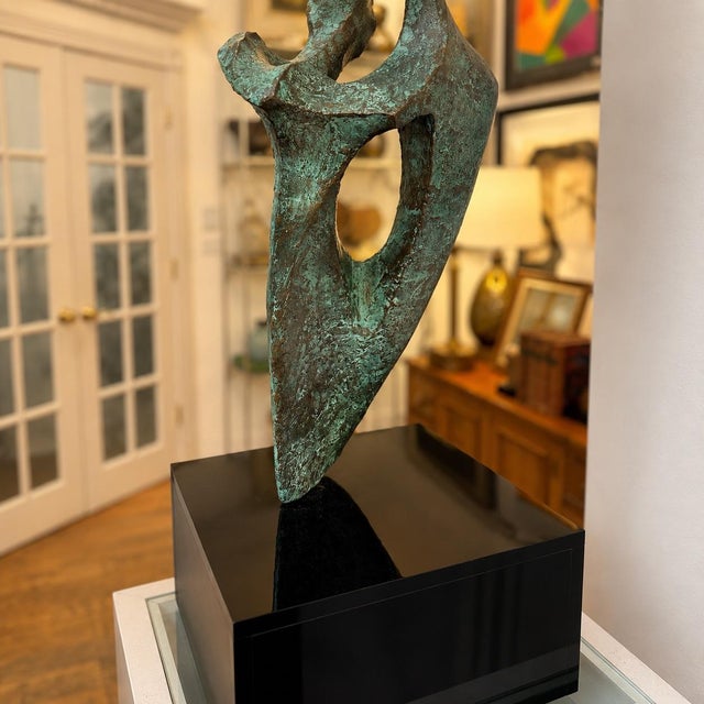 1960s Leonardo Nierman Signed Abstract Bronze Sculpture With Verdigris Patina on Custom Lucite Base For Sale - Image 9 of 10