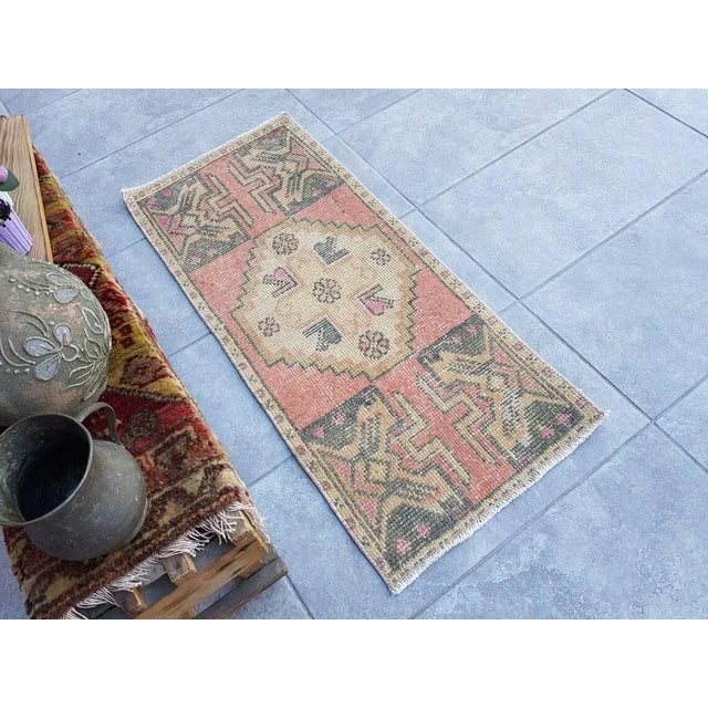 Tan 1950s Turkish Orange & Tan Rug For Sale - Image 8 of 9