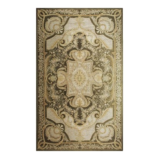 Contemporay Luxury Green Field Medallion Antique European Savonnerie Gallery Rug For Sale