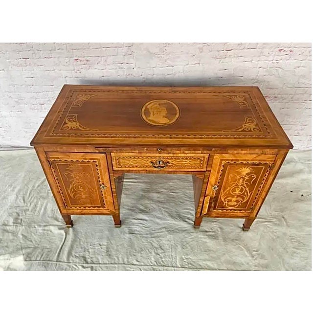 18th Century Italian Neoclassical Marquetry Desk in Style of Giuseppe Maggiolini For Sale - Image 15 of 18