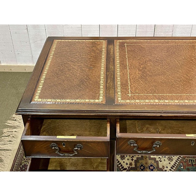 English Desk with Mahogany Pedestals and Leather Top, 1950s For Sale - Image 16 of 18