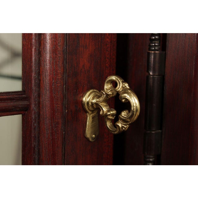 Wood Thomasville Georgian Style Large Mahogany China Display Breakfront For Sale - Image 7 of 12
