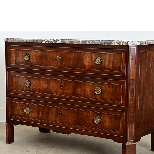 French 19th Century Mahogany Marble-top Commode For Sale - Image 4 of 16