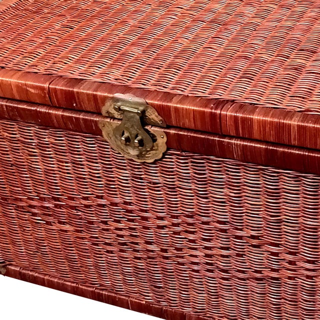 Burnt Umber Late 20th Century Ruddy Wicker Brass Campaign Trunk & Blanket Chest For Sale - Image 8 of 9