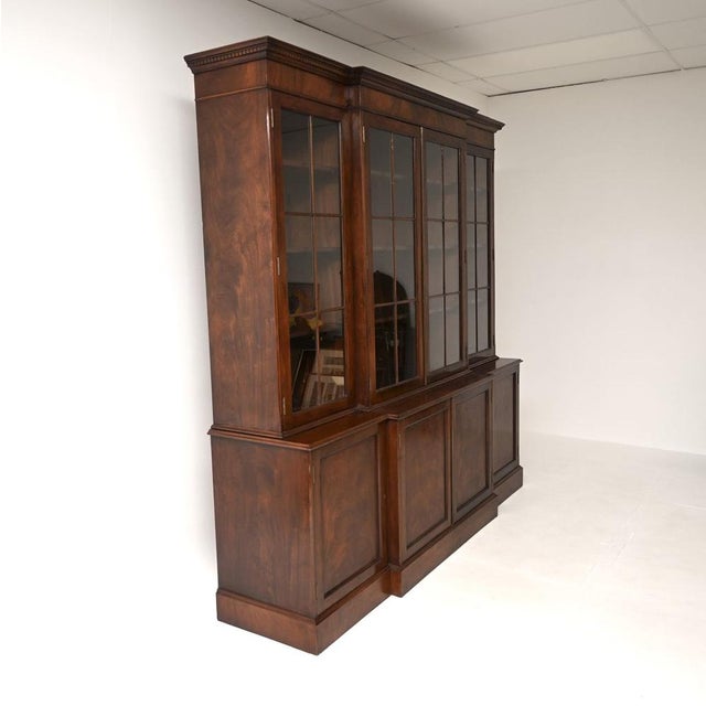 1930s Vintage Georgian Breakfront Bookcase, 1930s For Sale - Image 5 of 14