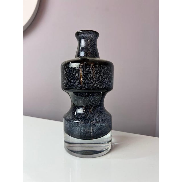 Vase in Grey by Bo Borgström for Åseda Glasbruk For Sale - Image 11 of 11