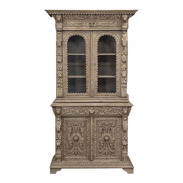 19th Century French Renaissance Revival Carved Bookcase in Stripped Oak For Sale