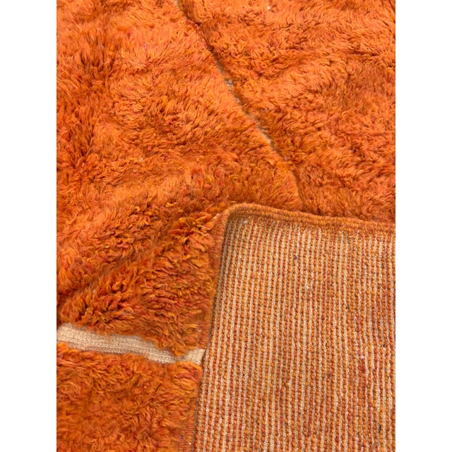 Mid-Century Modern Large Moroccan Beni Ouarain Rug in Wool, 2010s For Sale - Image 3 of 12