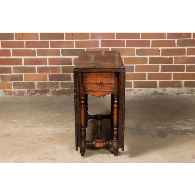 English English 19th Century Oak Drop Leaf Table with Turned Legs and Two Drawers For Sale - Image 3 of 12