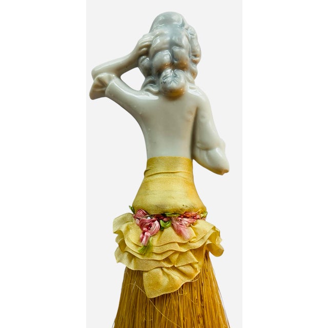 1920s Art Deco Ceramic and Straw Half Doll Lady Clothes Brush For Sale - Image 4 of 5
