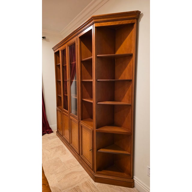 Italian Selva Italian Cherry Wood Bookcase/Display Cabinet - Made in Italy, Luxury Vintage For Sale - Image 3 of 7