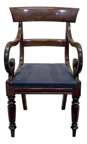 Antique English Armchair in Mahogany