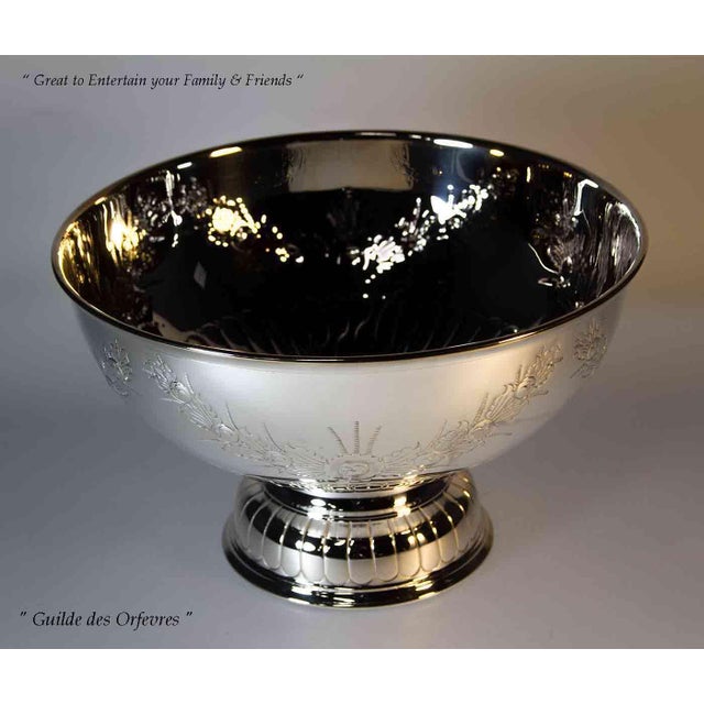 1980’s Vintage/New Old Stock Cooper Brothers Silverplate Punch Bowl, Fluted & Chased Mayland For Sale - Image 9 of 11