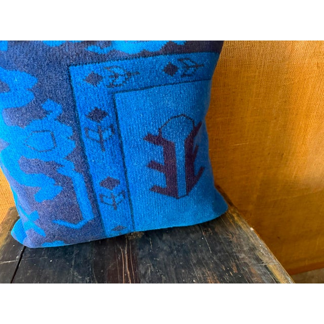 1980s Vintage Turkish Wool Emblem Pillow For Sale - Image 5 of 12