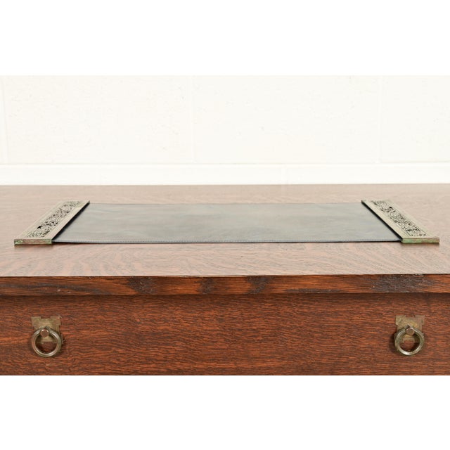 Tiffany Studios Tiffany Studios New York Grapevine Bronze Blotter Ends With Leather Desk Blotter For Sale - Image 4 of 14