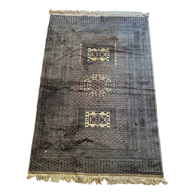 Vintage Rug, Pakistan, 1970s For Sale - Image 12 of 12