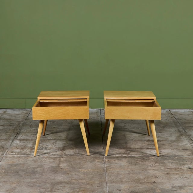 Mid 20th Century Pair of John Keal Side Tables for Brown Saltman For Sale - Image 5 of 18