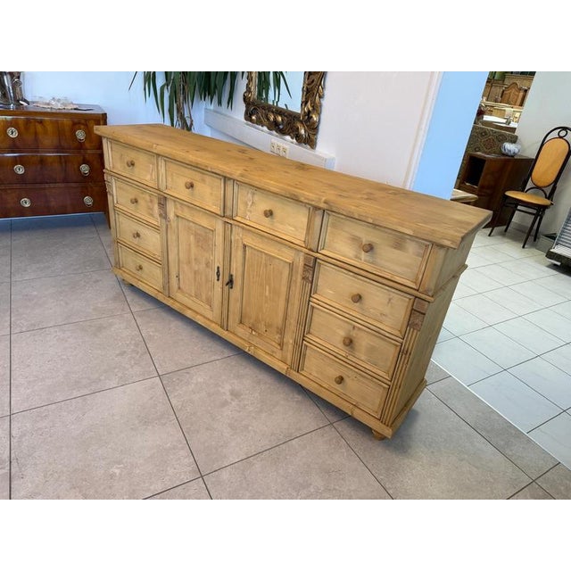 Rustic Farmhouse Chest of Drawers in Pine For Sale - Image 10 of 15