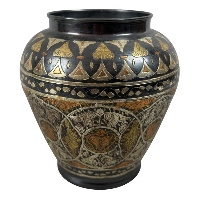 Oriental Vase with Engraved Brass and Gilded Silver For Sale