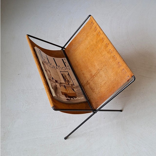 Mid-Century Modern Vintage Magazine Holder in Leather, 1950s For Sale - Image 3 of 8