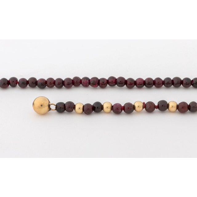 Late 20th Century 14k Yellow Gold Garnet Bead Lariat Necklace For Sale - Image 5 of 5