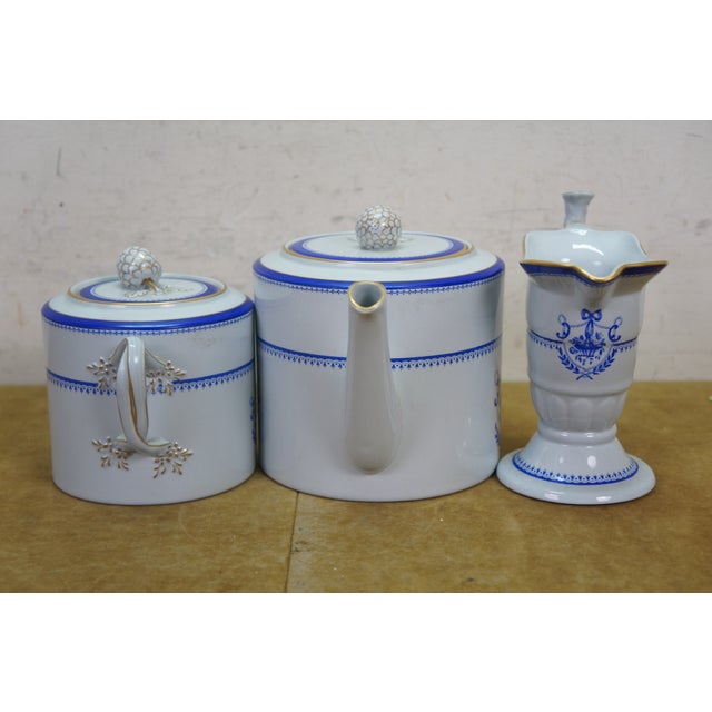 Ceramic Mid 20th Century Copeland Spode England Newburyport Teapot Creamer Sugar Pitcher 10" - 3 pc For Sale - Image 7 of 14