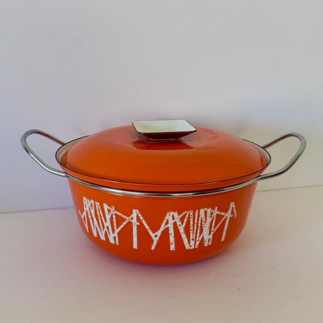 1960s 1960s Mid-Century Modern Catherineholm Rune Fence Post Sticks Casserole Dutch Oven W Lid Orange & White For Sale - Image 5 of 13