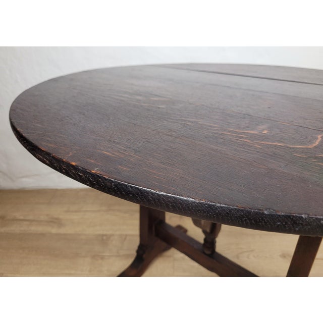 Antique French Vigneron Wine Tasting Table in Oak, 1850 For Sale - Image 6 of 18