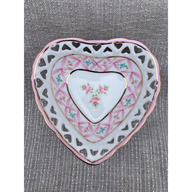 Vintage Hand Painted Reticulated Porcelain Heart Dish For Sale - Image 4 of 10