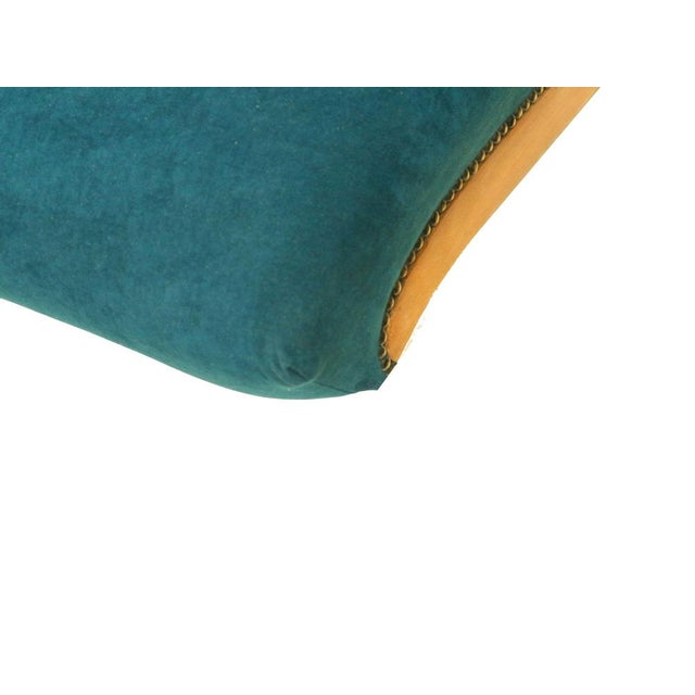 Vintage Chaise Longue in Wood and Fabric For Sale - Image 4 of 5