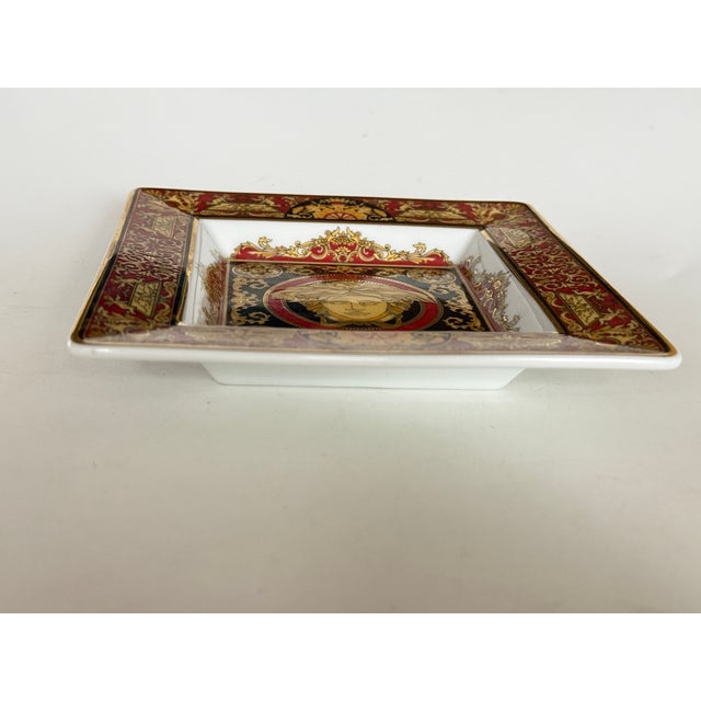 Medusa Square Bowl by Versace for Rosenthal, 1993 For Sale - Image 6 of 7