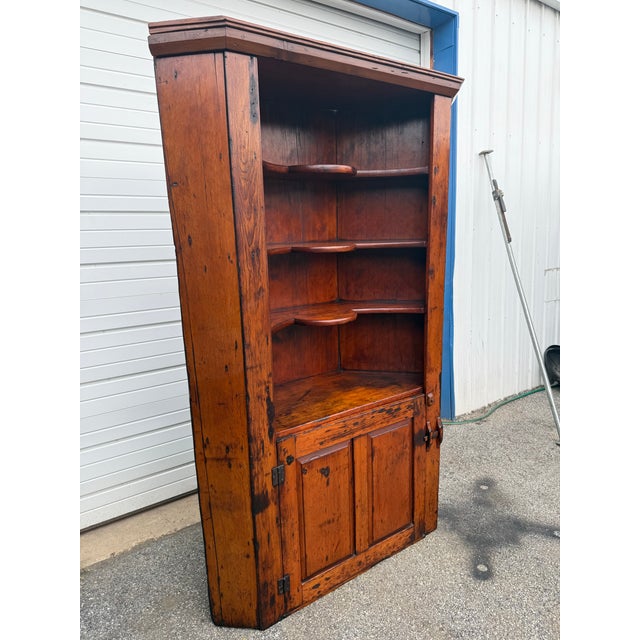 American Antique Colonial Wormwood Pine Corner Cabinet Circa Early 1800's For Sale - Image 3 of 12