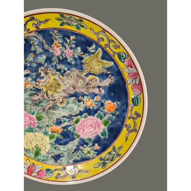 Antique Asian Meiji Japanese Foo-Dog Lion Colorful Floral Decorative 10'' Plate For Sale - Image 4 of 12