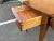 English Mid 20th Century Federal Style Satinwood Inlaid Mahogany Drop Leaf Pembroke Table For Sale - Image 3 of 10