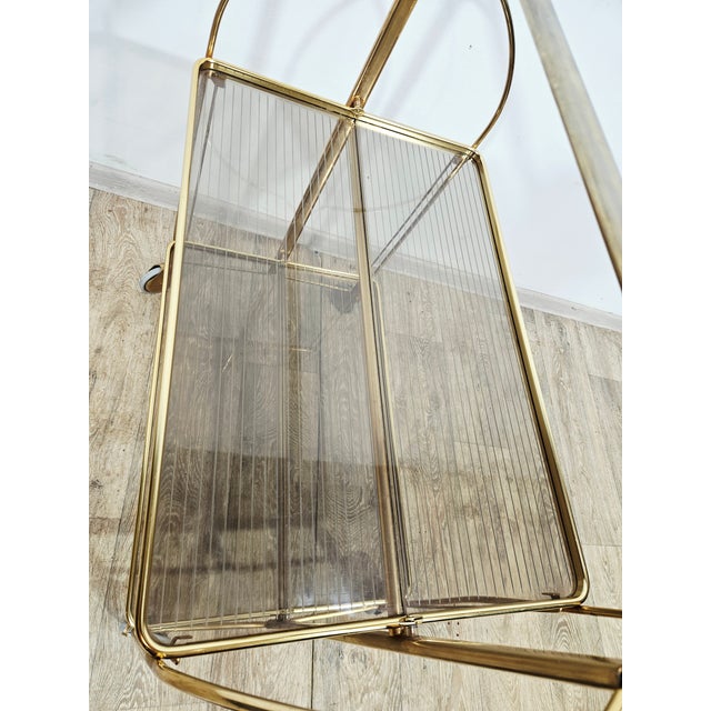 Mid-Century Modern Folding Bar Cart in Brass and Ribbed Acrylic Glass, 1960s For Sale - Image 9 of 18