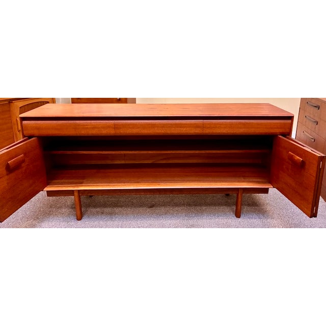 Brown European Mid Century Modern Teak Credenza With Accordion Doors by White & Newton, Uk c.1960 For Sale - Image 8 of 13