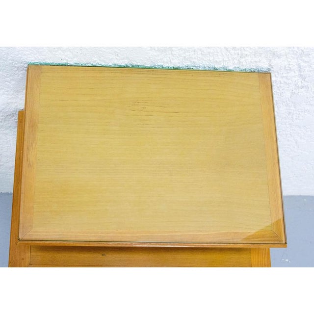 Wood French Nightstand in Elm & Beveled Glass with Compas Feet, 1950s For Sale - Image 7 of 13